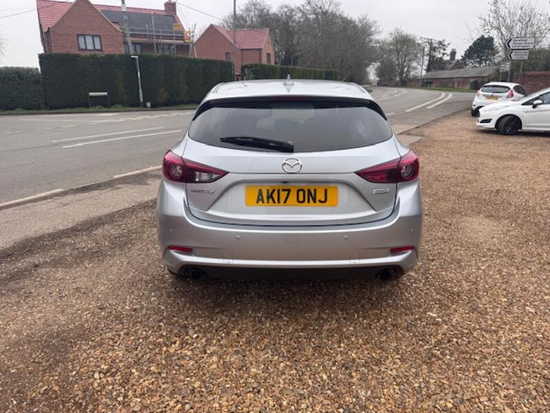 MAZDA MAZDA3