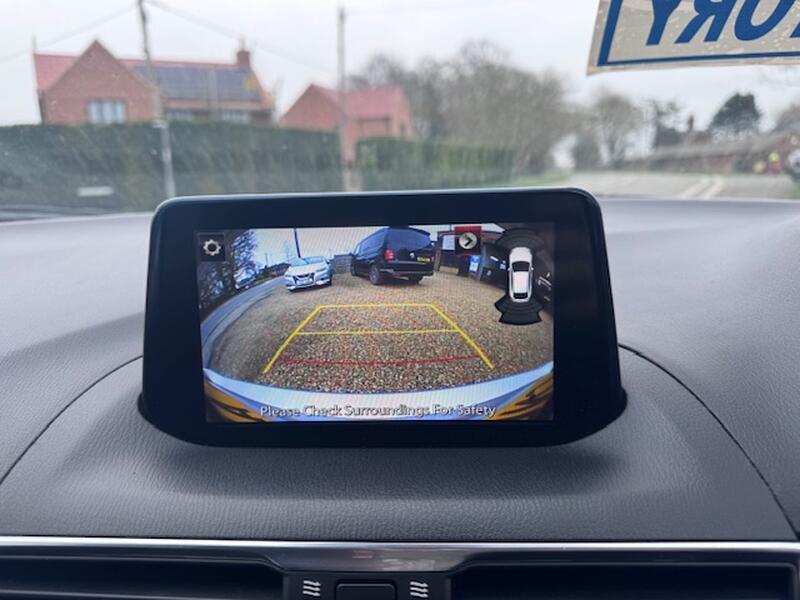 MAZDA MAZDA3