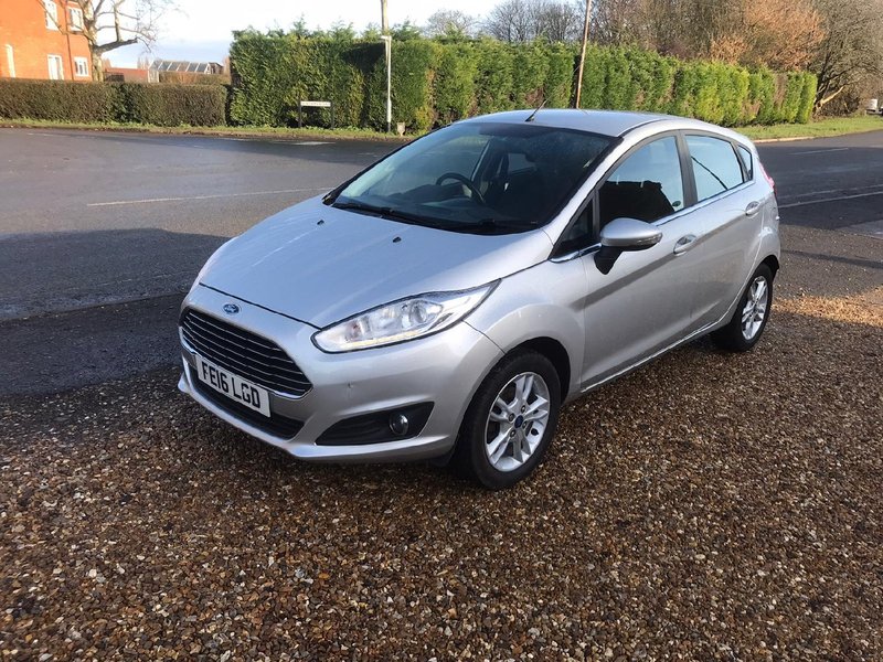 FORD FIESTA