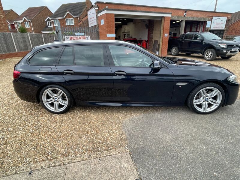 BMW 5 SERIES