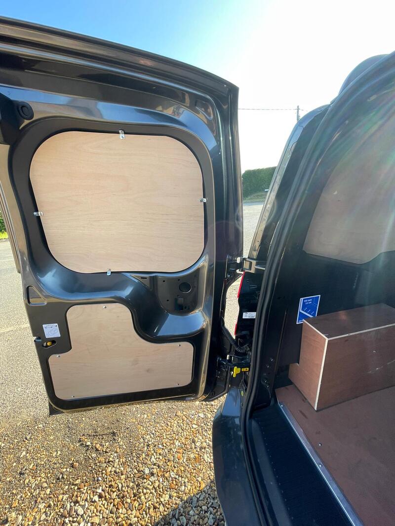 FORD TRANSIT