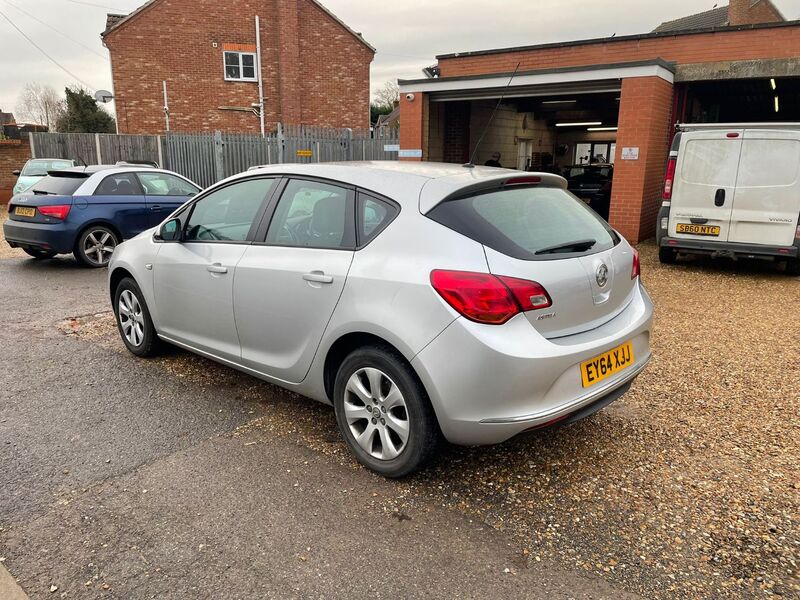 VAUXHALL ASTRA