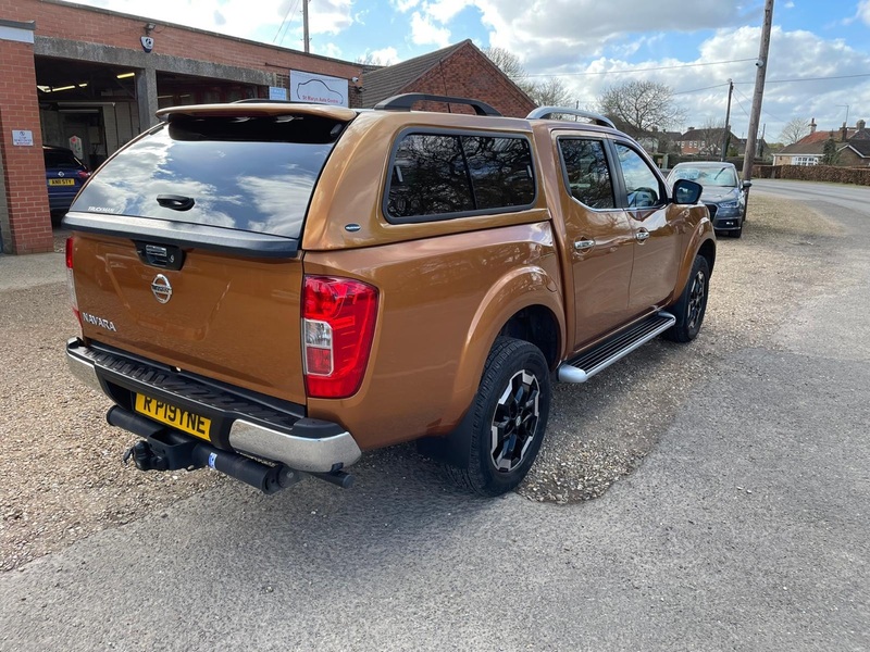 NISSAN NAVARA