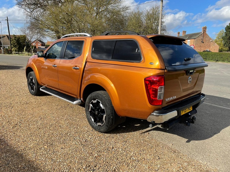 NISSAN NAVARA
