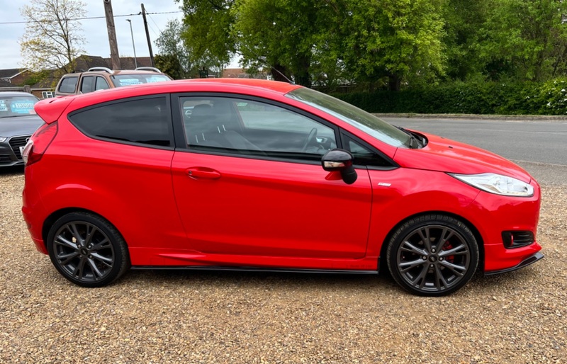 FORD FIESTA