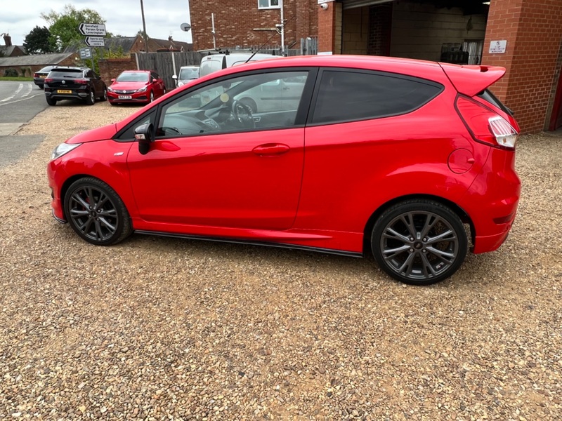 FORD FIESTA
